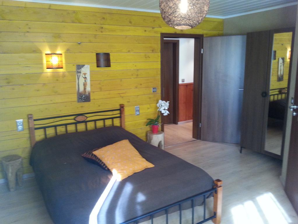 La Villa Roannaise Stoumont Bilik gambar